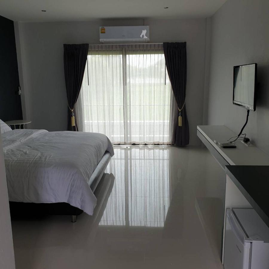 De Vine House Hotel Roi Et Luaran gambar