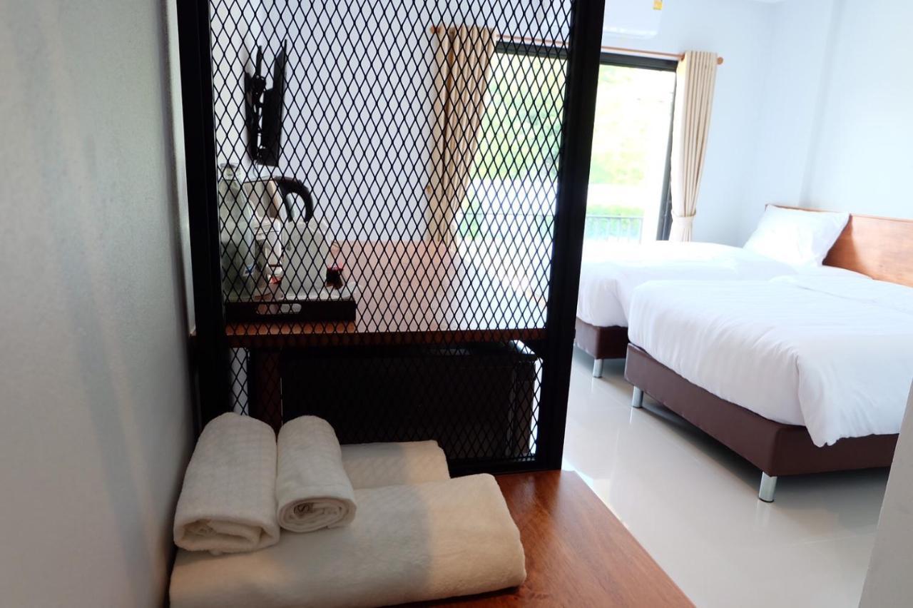 De Vine House Hotel Roi Et Luaran gambar