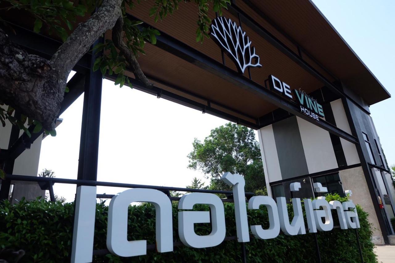 De Vine House Hotel Roi Et Luaran gambar