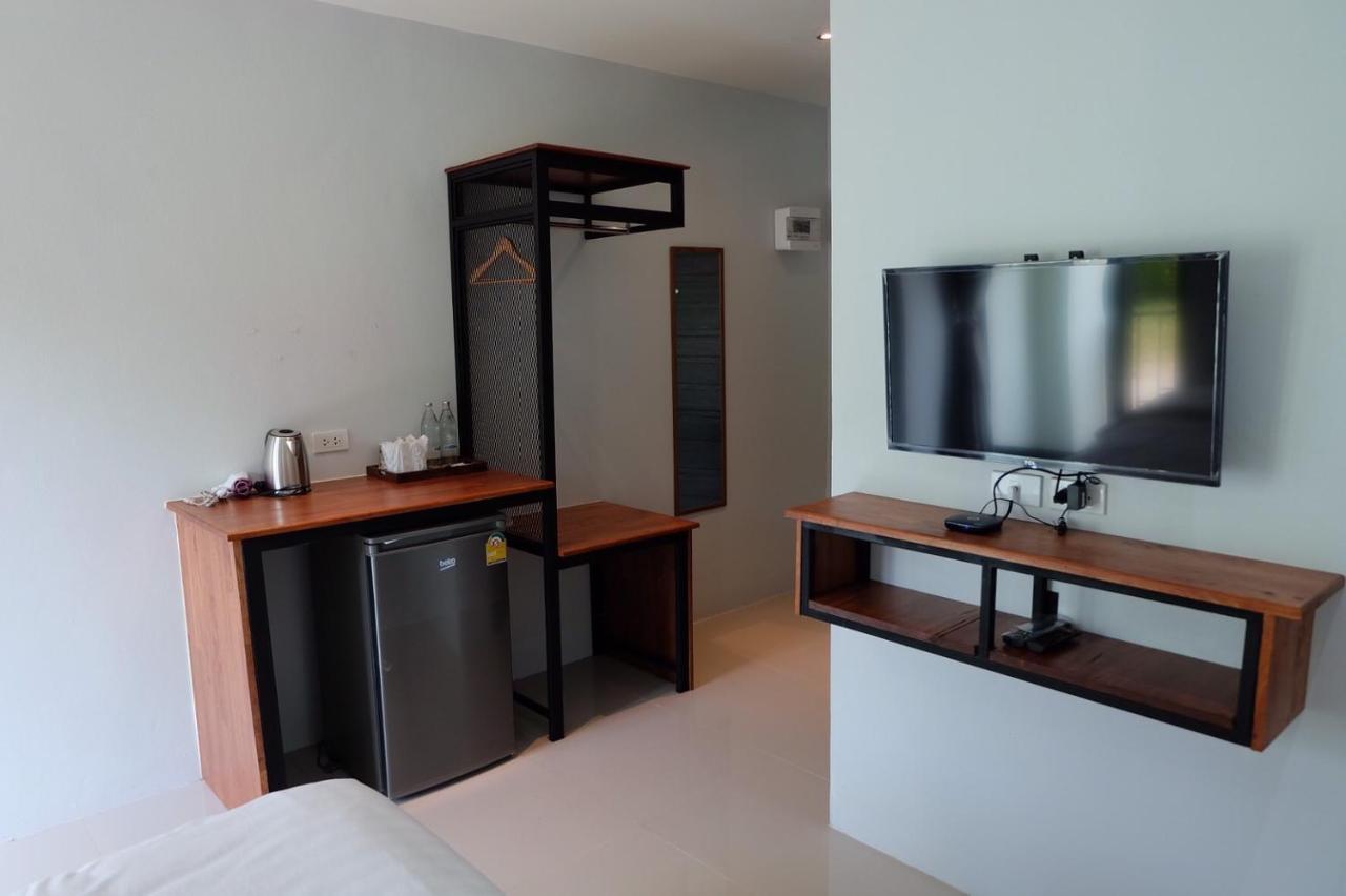 De Vine House Hotel Roi Et Luaran gambar