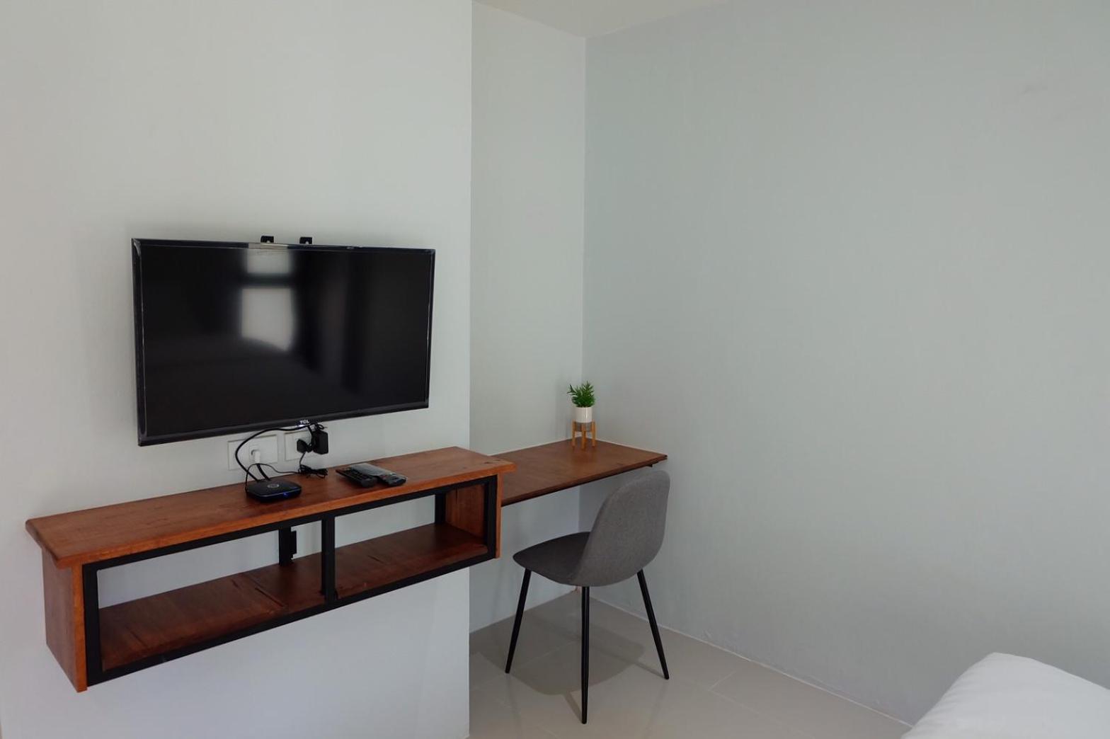 De Vine House Hotel Roi Et Luaran gambar